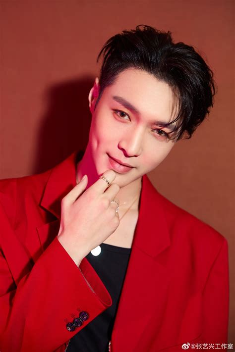 Yixing 191231 张艺兴工作室 Weibo Update Exo Lay Yixing Exo Exo Lay Exo