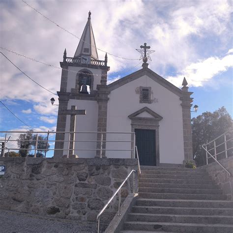 Obra Igreja Besteiros Amares JP Instalações Elétricas