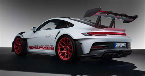 Porsche 911 GT3 RS 2022 Wallpaper