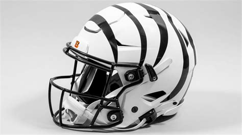 helmet – SportsLogos.Net News