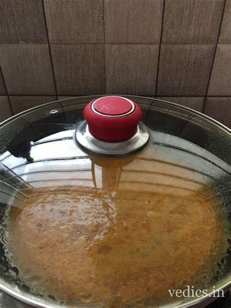 Urad Dubki Recipe - An Authentic Indian Curry | Vedics