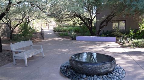 Desert Botanical Garden Center for Desert Living Trail | Spurlock