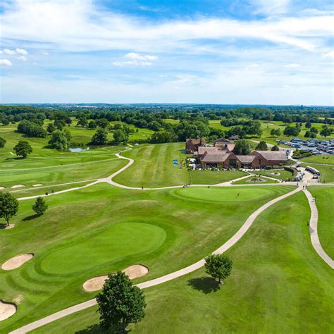 18 Hole And 9 Hole Golf Courses In Warwick The Warwickshire