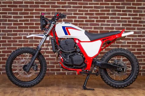 Bmw F 650 Funduro Scrambler Moto Bmw F650 Funduro Daisy Loops Zelim Dratchev