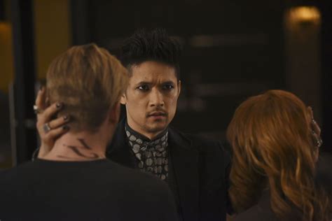 'Shadowhunters' Season 2 Photos -- Spoilers From Freeform Drama