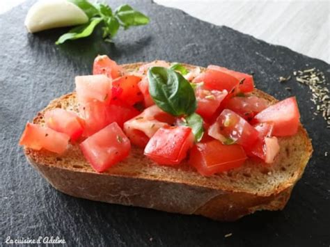 La Bruschetta Une Tartine De Pain Grill Italienne Qui Se D Cline En