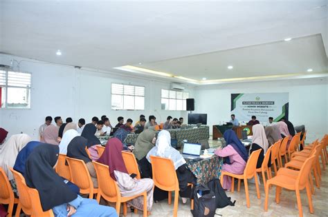 Pelatihan Tim Media Sosial Ponpes Darunnajah Tingkatkan Kemampuan Dan