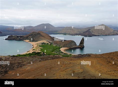 Sullivan Bay and Pinnacle Rock on Bartolomé Island Galapagos Islands