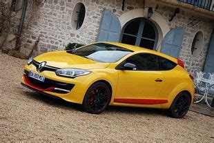 Essai RENAULT Megane III RS 265 Ch Motorlegend