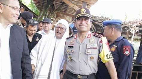 Kapolda Sulut Sambut Hangat Kedatangan Habib Muhammad Bin Smith Di