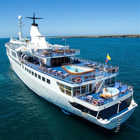 Galapagos: Cruises - Luxury Ships | Intisamay