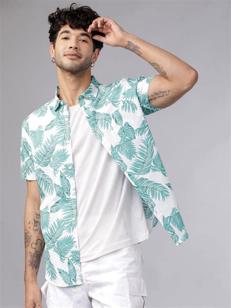 Buy Highlander Green & White Slim Fit Printed Casual Shirt for Men ...