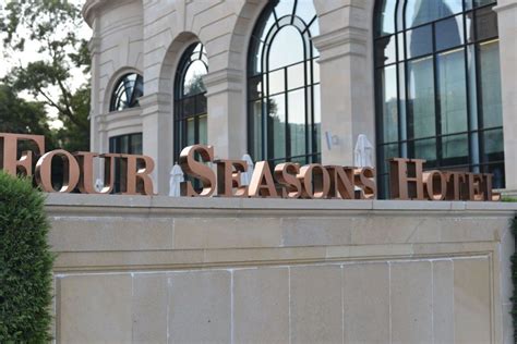 Custom Monument For Four Seasons Hotel Entrance Signage Signage Log Inn