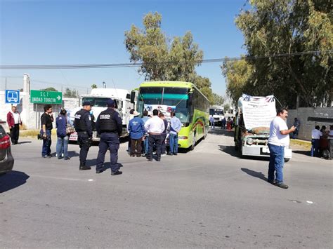 Transportistas Provocan Caos En El Perif Rico L Pez S Nchez De Torre N