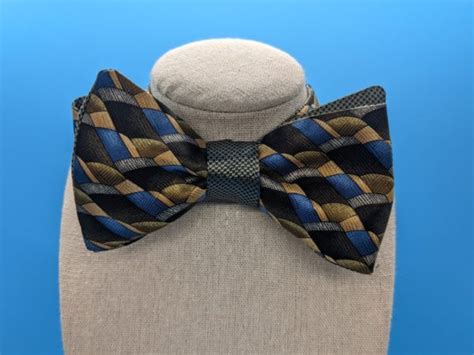 Multi-Color Bow Tie - Silk Bow Ties - Reversible Bow Tie - About Bow Ties