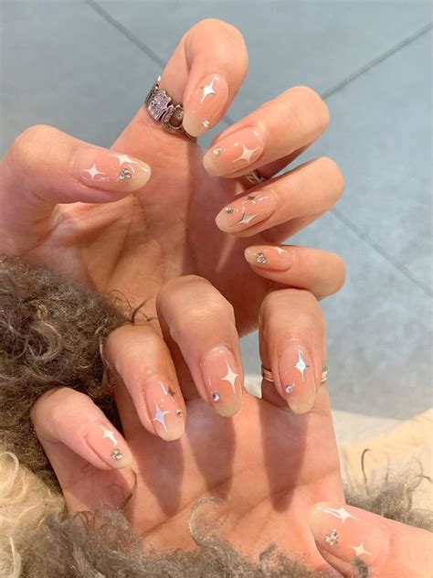 Follow Me Hello Nails Pretty Gel Nails Sparkle Nail Designs