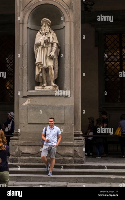 Delizioso Assumere Letto Sculture Famose Di Leonardo Da Vinci