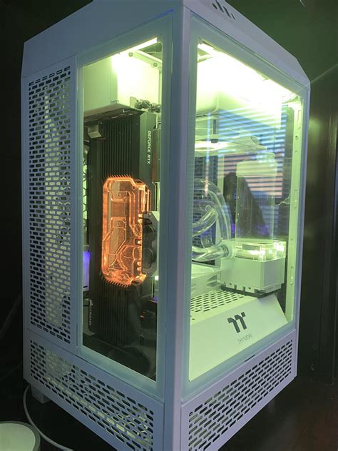 Thermaltake Tower 100 Snow Rwatercooling