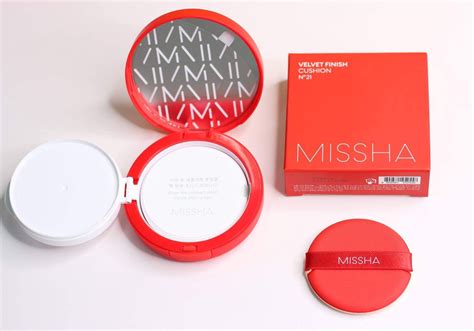 MISSHA Тональный кушон с матовым финишем №21 Velvet Finish Cushion №21 ...