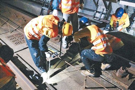 東方日報a1：路軌地盤巡查造假 勞處扮工自打嘴巴 Oncc 東網 Line Today