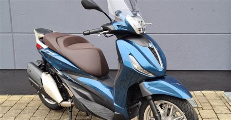 Motorrad Piaggio Beverly 400 Blau Baujahr 2024 0 Km Preis 6 599