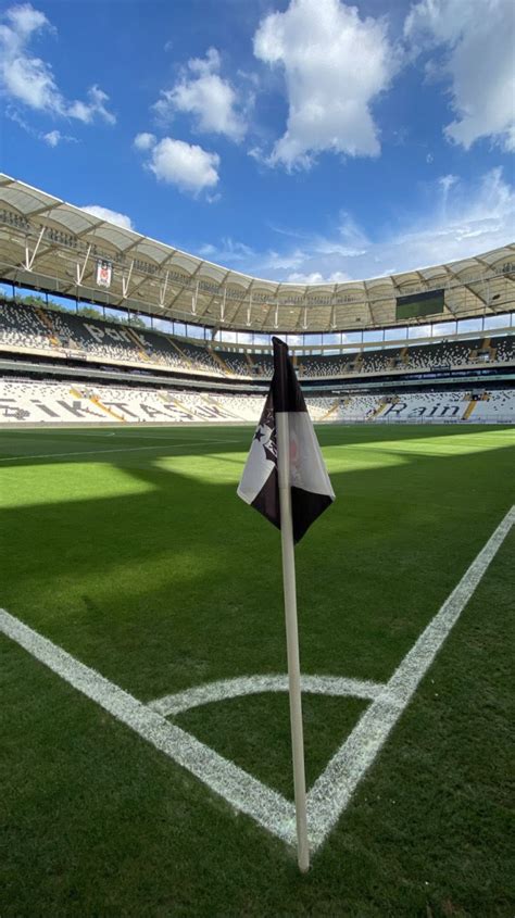 TFF UEFA finalleri için Türkiye den o stadyumu aday gösterdi