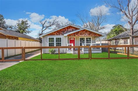 Sakowitz St Houston Tx Trulia