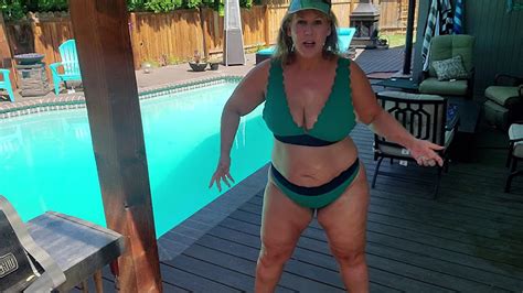 Hot Sexy Jill Ellis Bikini Pics