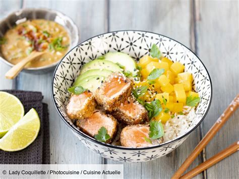 Bowl Au Saumon Riz Basmati Mangue Avocat Et Vinaigrette Asiatique