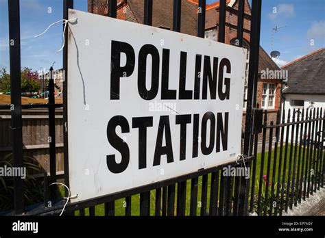Uk Polling Station Sign Hi Res Stock Photography And Images Alamy