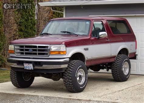 Wheel Offset Ford Bronco Aggressive Outside Fender Suspension