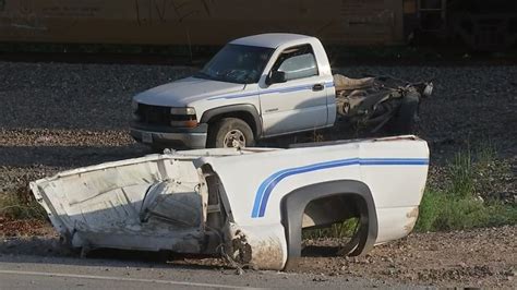 Train Crash Splits Truck In Half In Fort Bend County 2 Men Suffer