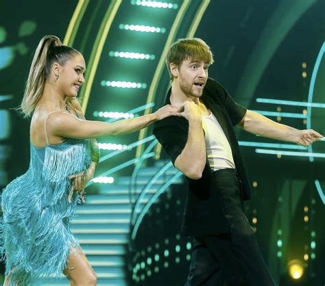 Daria Syta Z Oro Ska W Programie Dancing With The Stars Taniec Z