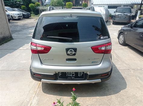 Mobil Bekas Nissan Livina XGear AT Tahun 2014 Warna Silver Di Jakarta