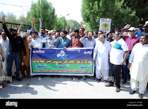 Members Of All Pakistan Clerks Association APCA Are Holding Protest