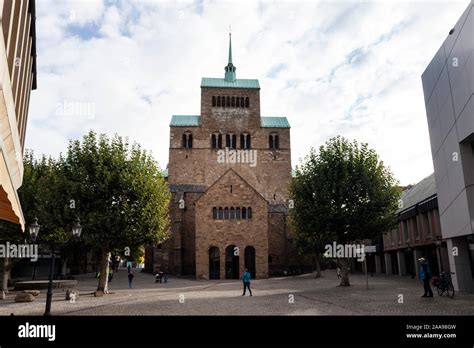 Minden cathedral hi-res stock photography and images - Alamy