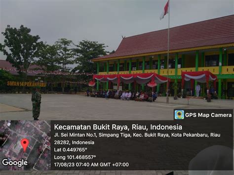 Danpos Bukit Raya Dan Babinsa Hadiri Upacara Penaikan Bendera Sang Saka