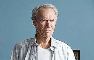 Clint Eastwood reaparece a sus 93 años Luce aspecto frágil y preocupa