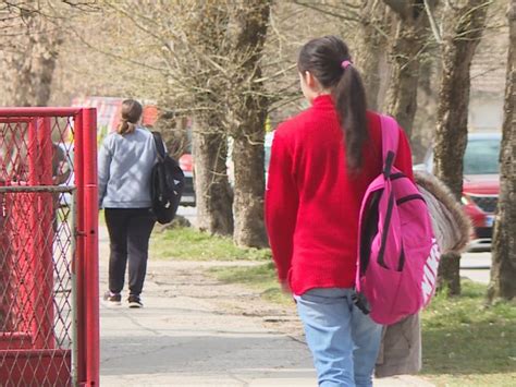 Sve Spremno Za Početak školske Godine Školsko Zvono Oglasiće Se 1