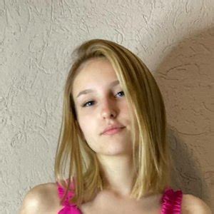 Adorable Ari Lora Richfree Nude OnlyFans Fapullo