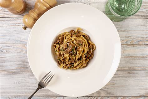 Tagliatelle Di Sch Ttelbrot Con Finferli