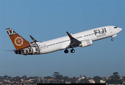 DQ FJM Fiji Airways Boeing 737 86J WL Photo By Lance C Broad YBBN