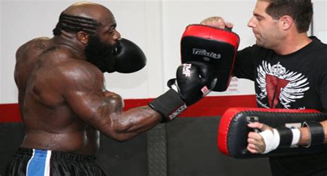 Kimbo Slice Victorious Via KO In Pro Boxing Debut - FightHubTV