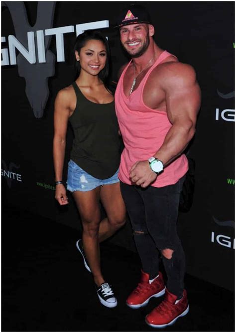 Joey Swoll Net Worth Height Girlfriend Real Name Famous People Today