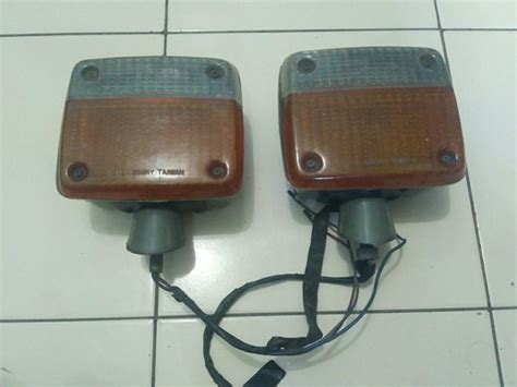 Jual Lampu Sein Sen Depan Corner Lamp Toyota Hardtop Landcruiser Fj