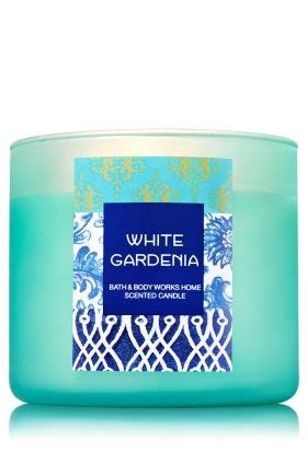 White Gardenia 3 Wick Candle Home Fragrance 1037181 Bath Bath