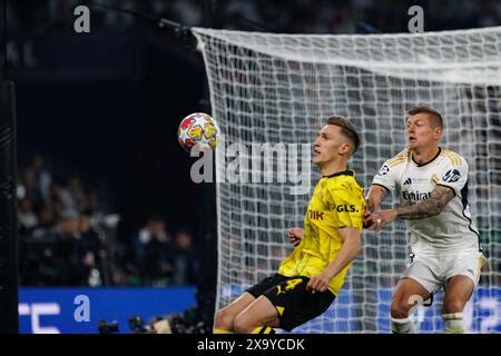 Nico Schlotterbeck Von Borussia Dortmund Und Jude Bellingham Von Real