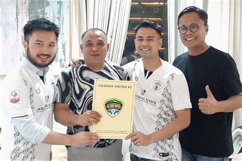 SINDO Hi Lite 5 Artis Indonesia Pemilik Klub Sepak Bola Nomor 3