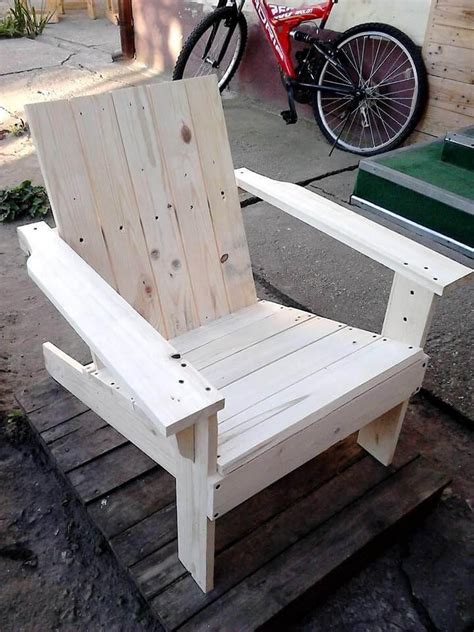 Adirondack Chair Made Out Of Pallets Easy Pallet Ideas