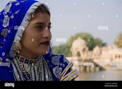 India Woman Jaisalmer Rajasthan India Rajput Stock Photo Alamy